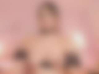 Anneee's Live Sex Cam Show
