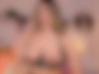 Anneee's Live Sex Cam Show