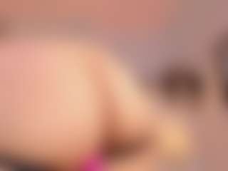 Anneee's Live Sex Cam Show