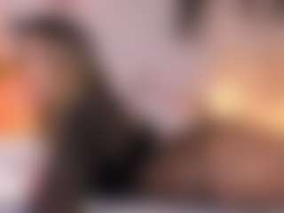 Anneee's Live Sex Cam Show
