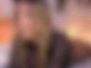 Anneee's Live Sex Cam Show