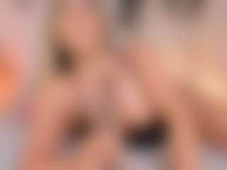 Anneee's Live Sex Cam Show