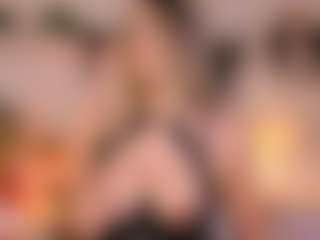 Anneee's Live Sex Cam Show