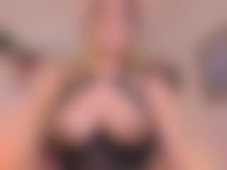 Anneee's Live Sex Cam Show