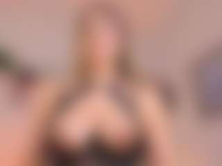 Live cam show with Anneee - Asshole Lovense on Milfs Live