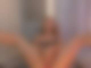 Caroline Grace's Live Sex Cam Show