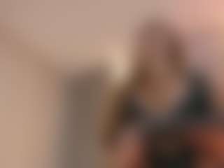 Live cam show with Caroline Grace - Blonde Hair on nudelive.tv