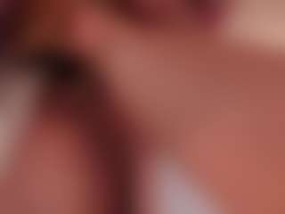 Caroline Grace's Live Sex Cam Show