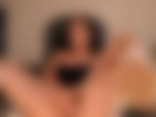 Live cam show with Caroline Grace - Dildo on https://playwithruby.com