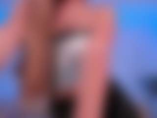 Live cam show with Caroline Grace - Average on slutload