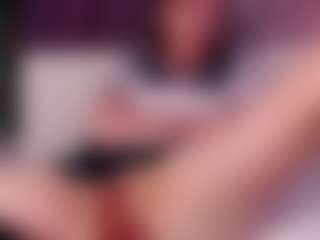 Live cam show with Foxy-way - Average on fapnchat