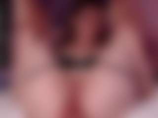 Live cam show with Foxy-way - Bikini on Camsoda