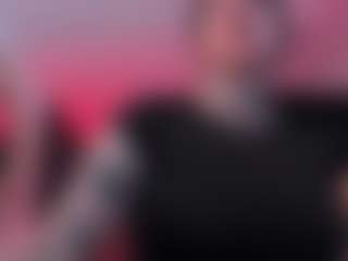 Live cam show with ValNeeko - Gagging on Camsoda