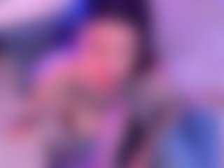 Live cam show with ValNeeko - Shaved on AdultVida.com