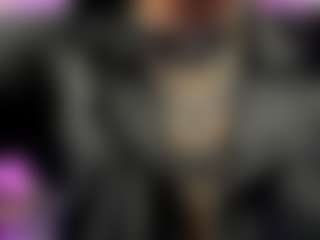 Live-camshow met ValNeeko - Gagging op Camsoda