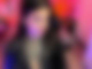 Live cam show with ValNeeko - Spanish Teen (18+) on Uber Horny | colombia