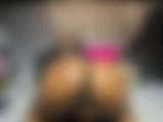 Niyirey's Live Sex Cam Show
