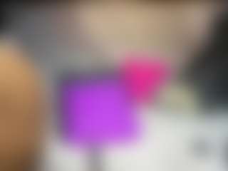 Live cam show with Niyirey - Shaved Pussy on AdultVida.com