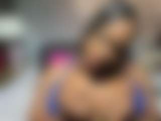 Niyirey's Live Sex Cam Show