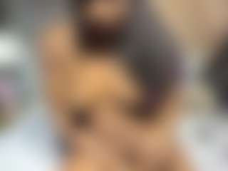 Niyirey's Live Sex Cam Show