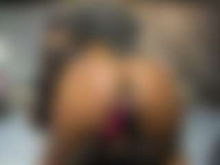 Niyirey's Live Sex Cam Show