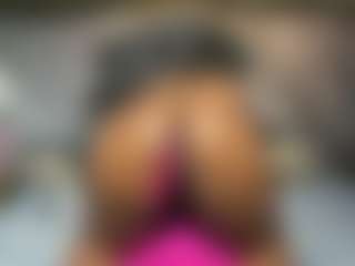 Niyirey's Live Sex Cam Show