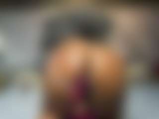 Niyirey's Live Sex Cam Show