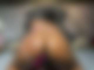 Niyirey's Live Sex Cam Show