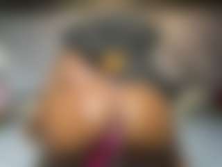 Niyirey's Live Sex Cam Show