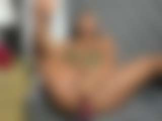 Niyirey's Live Sex Cam Show