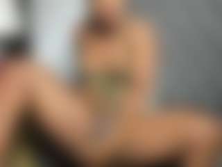 Niyirey's Live Sex Cam Show