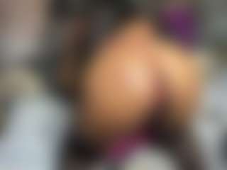 Niyirey's Live Sex Cam Show
