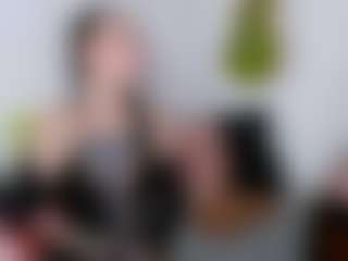 Live cam show with Harlow Harrison - Pale on Dolls Live