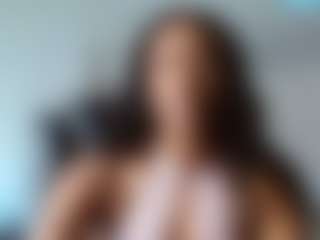 Live cam show with Chanell Heart - Curvy on xxxlivecams.org