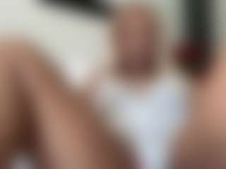 Chanell Heart's Live Sex Cam Show