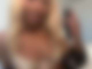 Chanell Heart's Live Sex Cam Show