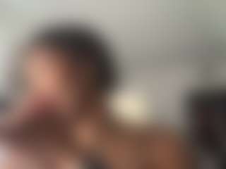 Chanell Heart's Live Sex Cam Show