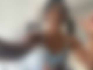 Chanell Heart's Live Sex Cam Show