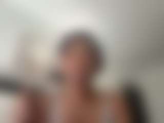 Chanell Heart's Live Sex Cam Show
