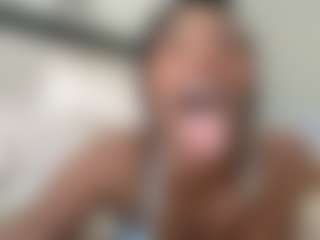 Chanell Heart's Live Sex Cam Show