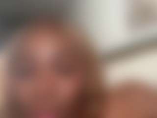 Chanell Heart's Live Sex Cam Show