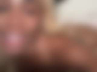 Chanell Heart's Live Sex Cam Show
