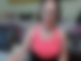 Live cam show with keiraneil - Living Room on StripNow