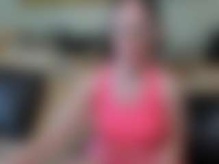 Live cam show with keiraneil - Small Ass on Gym Cam Girls