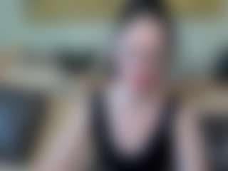 Live cam show with keiraneil - Living Room on ObeyMaria