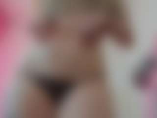 Lucy_Ember's Live Sex Cam Show