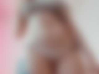 Live cam show with Lucy_Ember - Blowjob on Camsoda