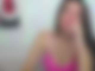 MilaLoona MILF webcam performer live streaming