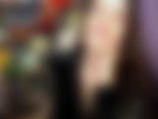 Live cam show with MilaLoona - Shaved on Hubzter Live