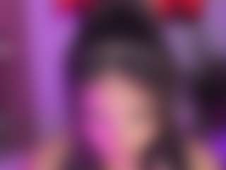 Live cam show with Angel Rouse - Double Penetration on Camsoda